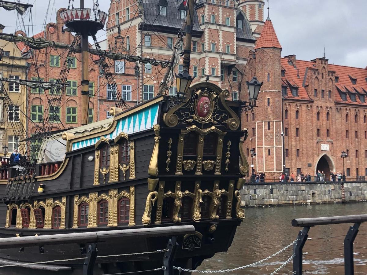 Nad Motlawa Gdansk Apartment Bagian luar foto